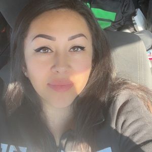 Meet your Posher, Marcela